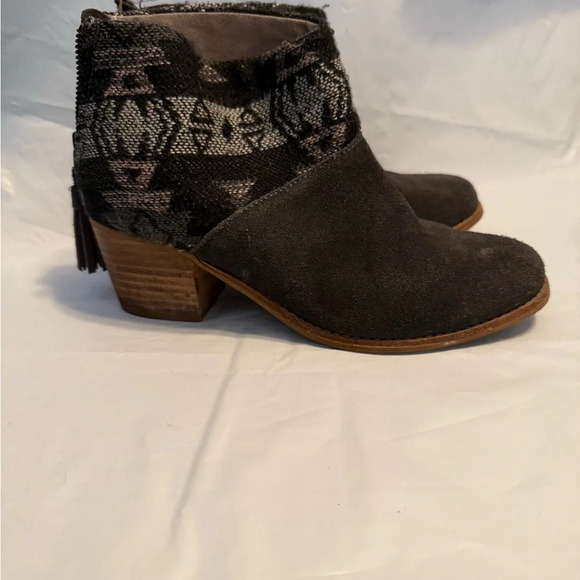 Toms Womens Sz 6.5 Leila Suede Ankle Booties Aztec Southwestern Grey - Picture 2 of 10